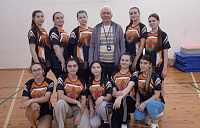 Товарищеская встреча между волейбольными командами девушек